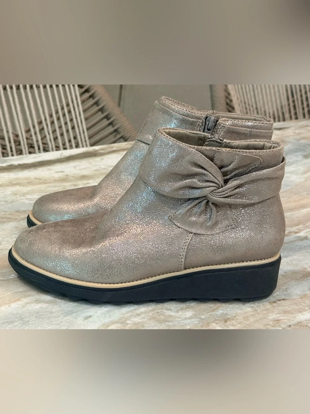Women’s CLARKS Collection pewter leather metallic wedge ankle boots- Size 7